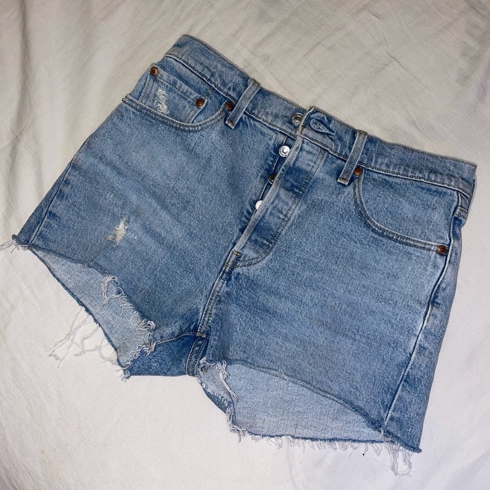 Levi’s High Rise Shorts 501